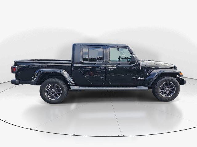 Used 2023 Jeep Gladiator Overland AWD/4WD image 2