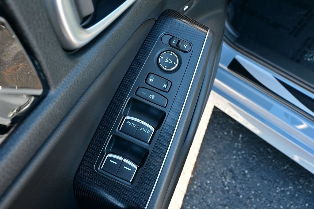 Used 2024 Honda Civic Touring image 10