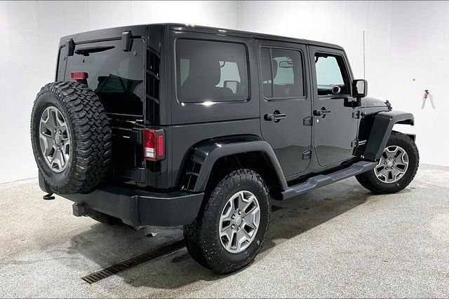 Used 2016 Jeep Wrangler Unlimited Rubicon w/ Connectivity Group image 5