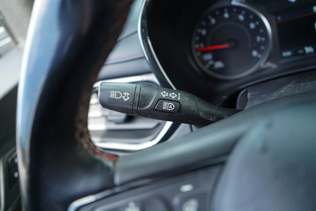 Used 2024 Chevrolet Equinox RS w/ RS Leather Package FWD image 28