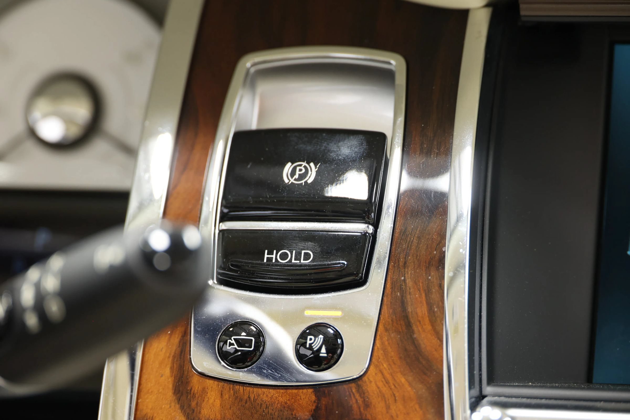 Used 2016 Rolls-Royce Ghost RWD image 36