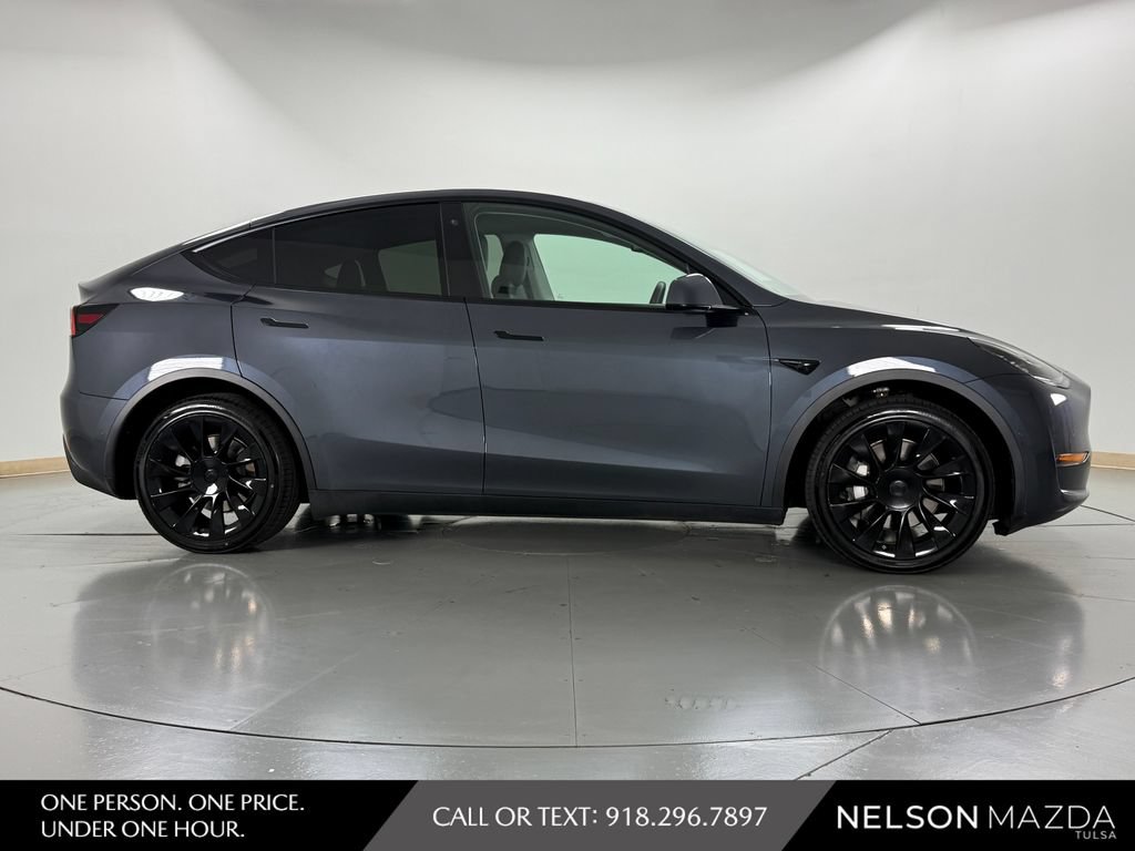 Used 2020 Tesla Model Y Long Range AWD/4WD image 5