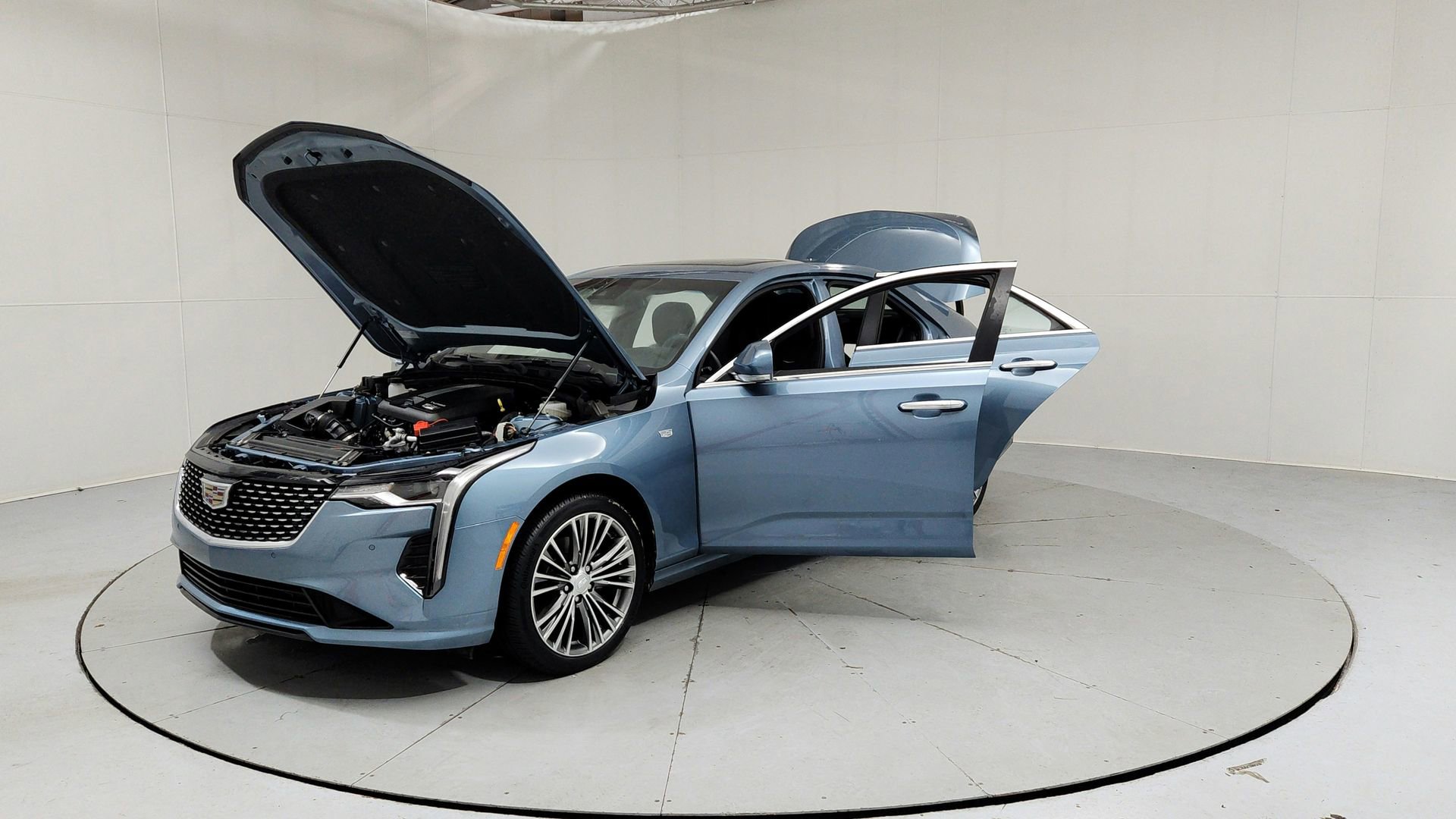 Used 2023 Cadillac CT4 Premium Luxury image 9