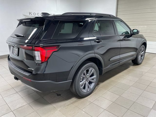 New 2026 Ford Explorer Active w/ Active Comfort Package AWD/4WD image 6