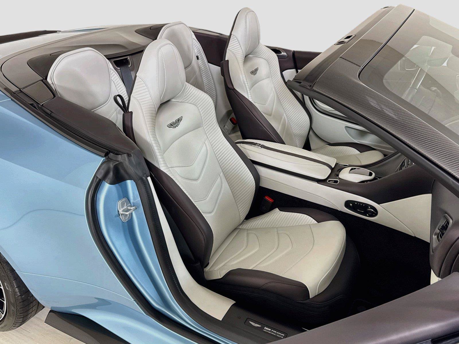 Used 2023 Aston Martin DBS Superleggera Volante RWD image 27