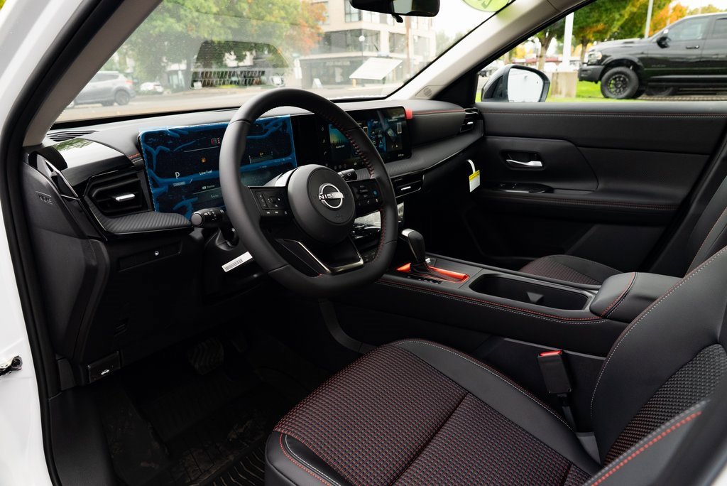 New 2026 Nissan Kicks SR w/ Cold Weather Package image 19