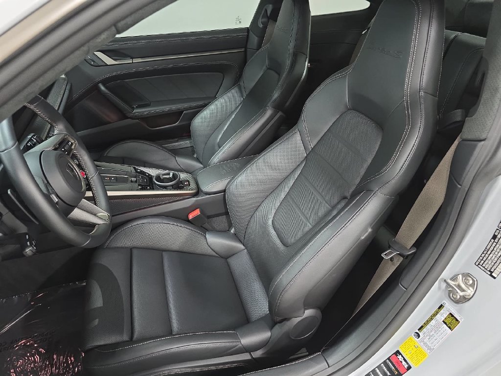 Certified 2026 Porsche 911 Turbo S AWD/4WD image 5