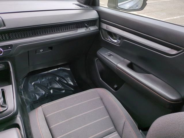 Used 2025 Honda CR-V Sport image 17