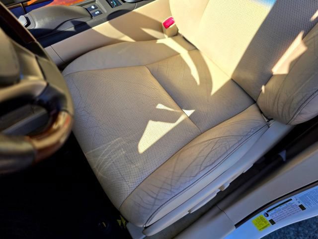 Used 2013 Lexus RX 450h AWD w/ Navigation Pkg image 36