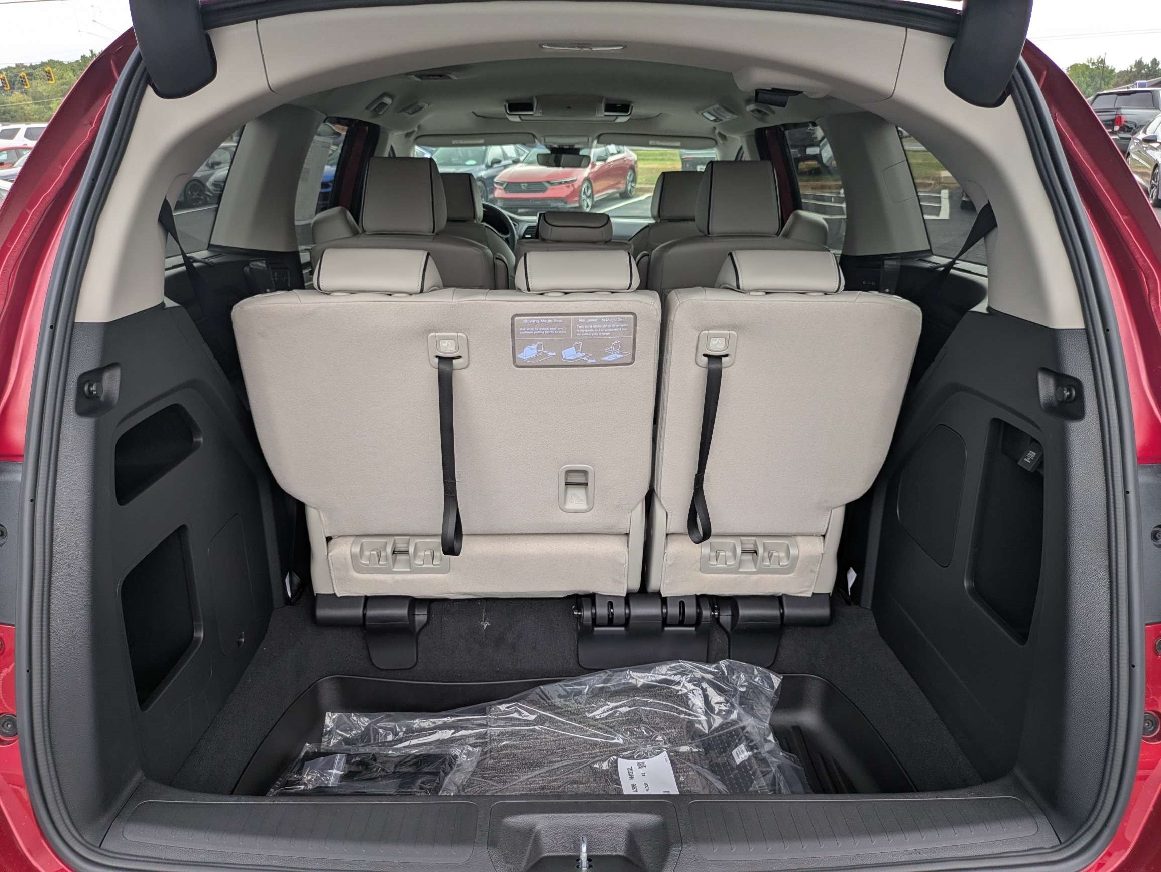 New 2027 Honda Odyssey Touring image 18