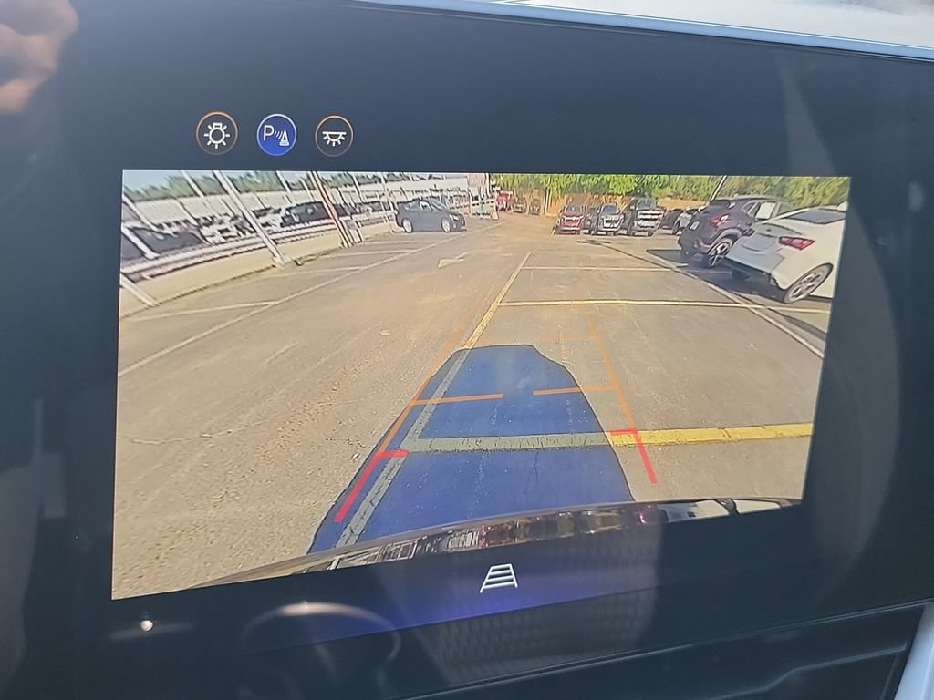 Used 2026 Chevrolet Equinox LT FWD image 30