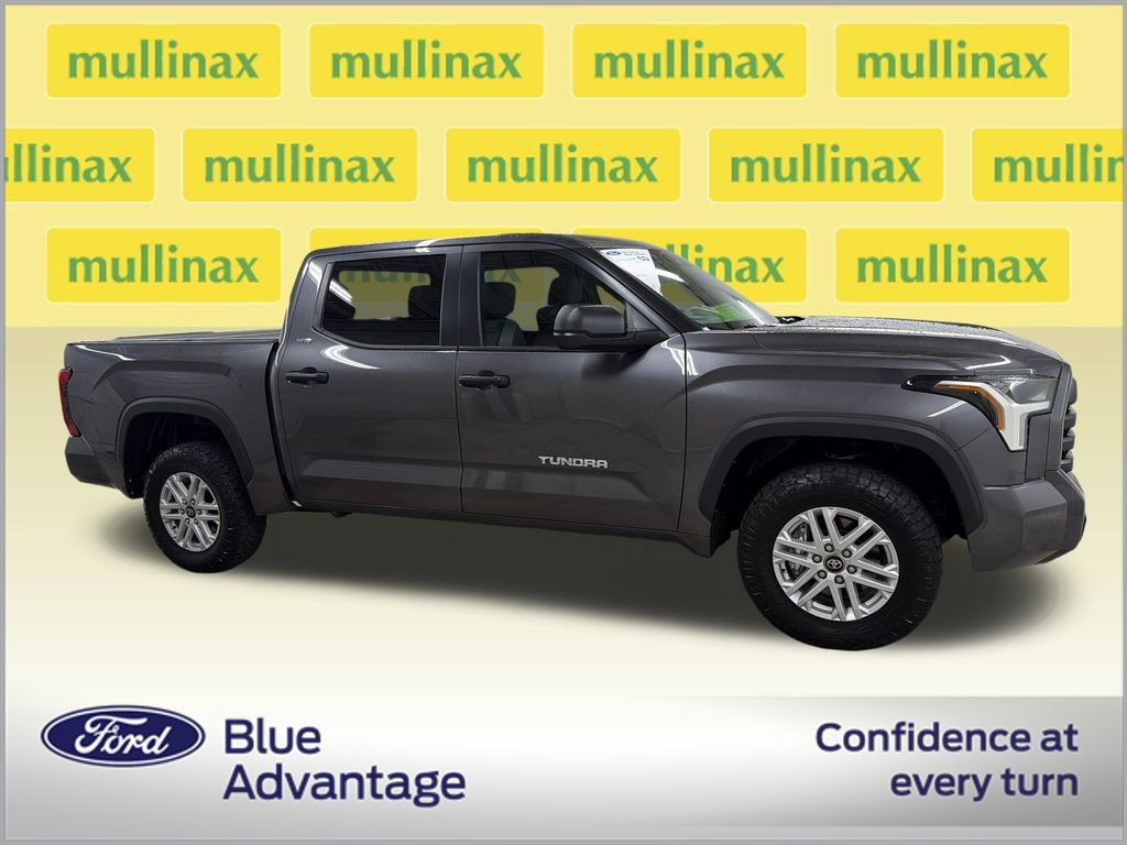 Used 2025 Toyota Tundra SR5 AWD/4WD image 2