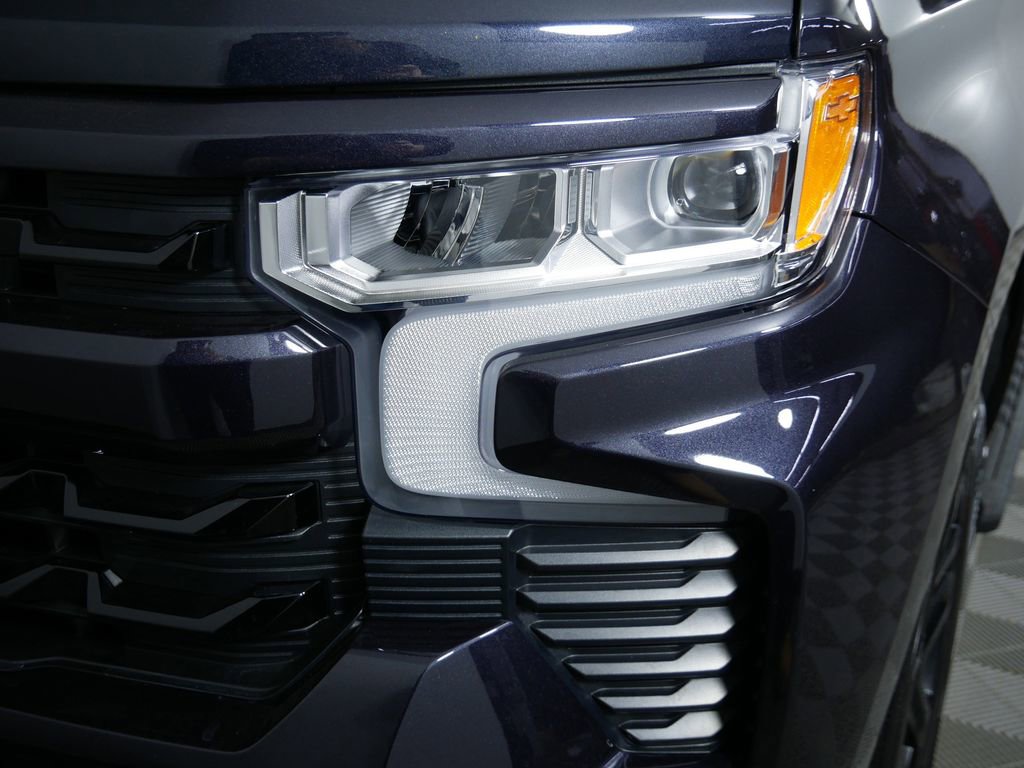 Used 2023 Chevrolet Silverado 1500 RST AWD/4WD image 14