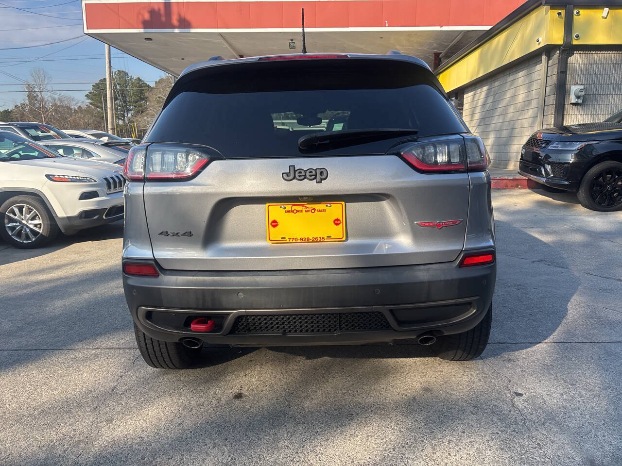 Used 2020 Jeep Cherokee Trailhawk w/ Cold Weather Group AWD/4WD image 8