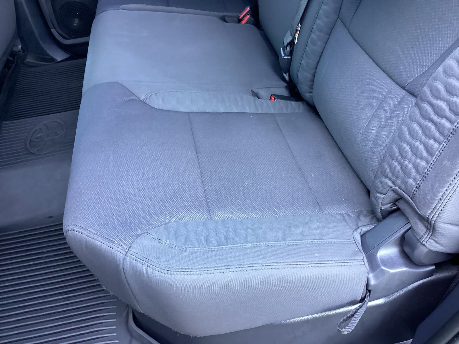 Used 2022 Toyota Tundra SR5 w/ Convenience Package image 16