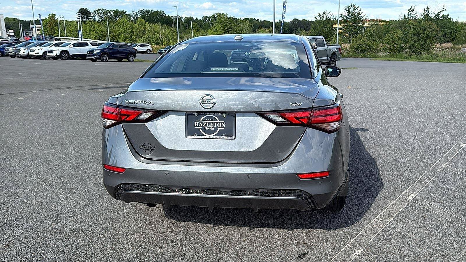 Used 2023 Nissan Sentra SV FWD image 7