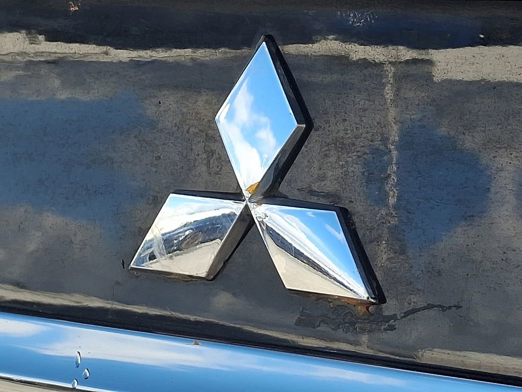 Used 2019 Mitsubishi Mirage G4 ES FWD image 32