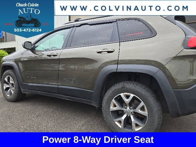Used 2015 Jeep Cherokee Trailhawk w/ Leather Interior Group AWD/4WD image 5