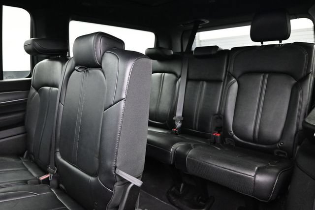 Certified 2024 Jeep Wagoneer Series II AWD/4WD image 24