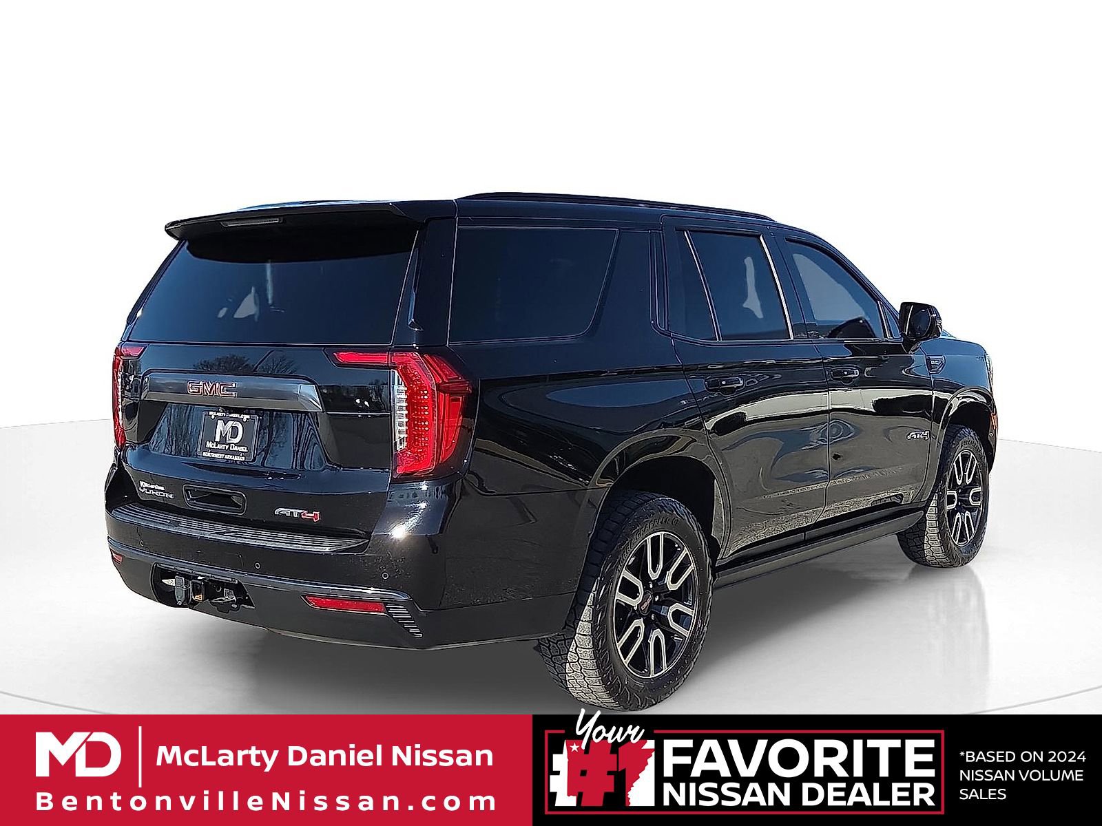 Used 2021 GMC Yukon AT4 w/ AT4 Premium Plus Package image 5