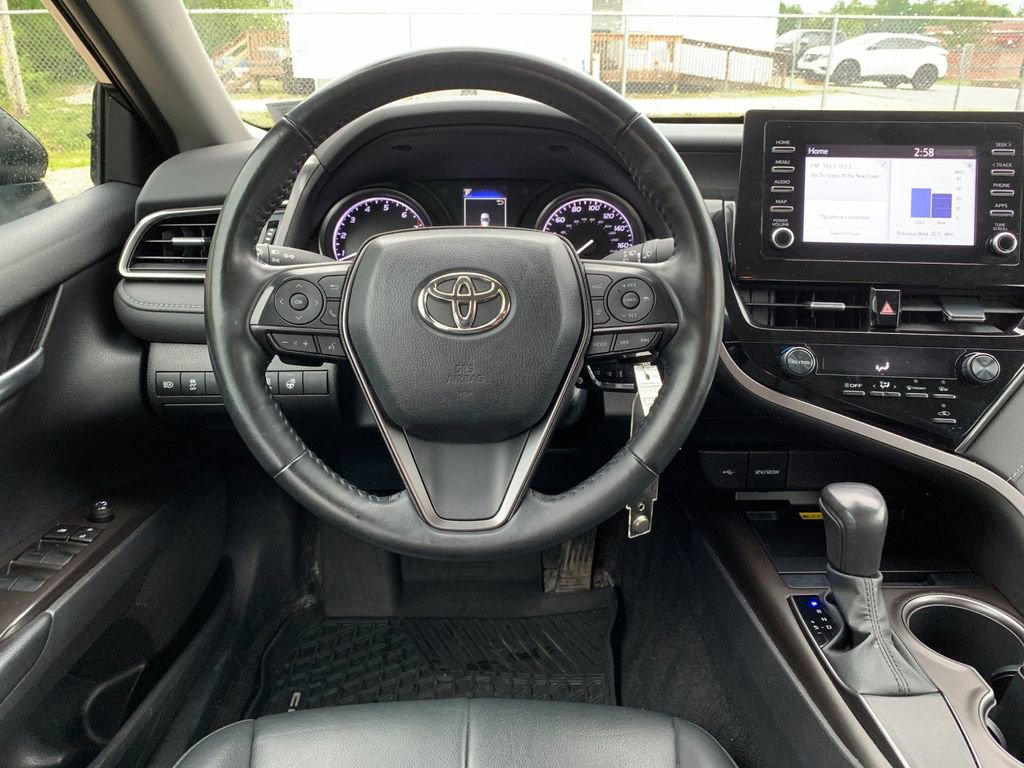 Used 2023 Toyota Camry SE FWD image 17