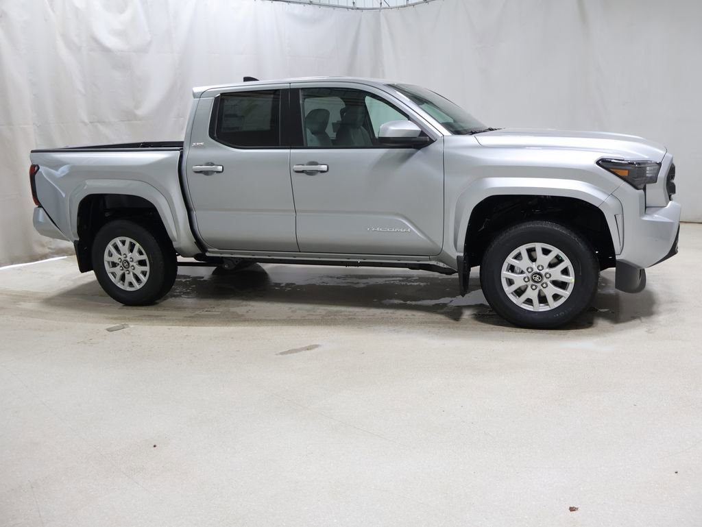 New 2026 Toyota Tacoma SR5 AWD/4WD image 6