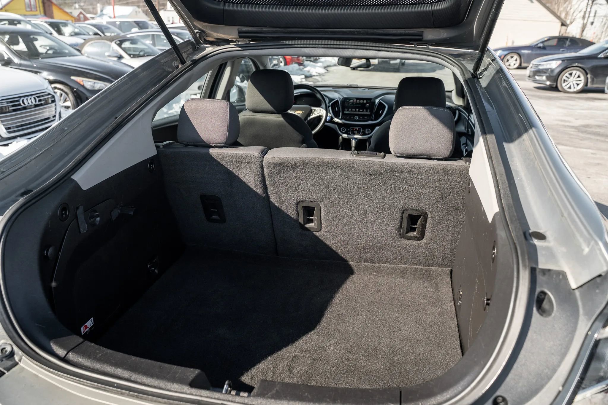 Used 2017 Chevrolet Volt LT image 9