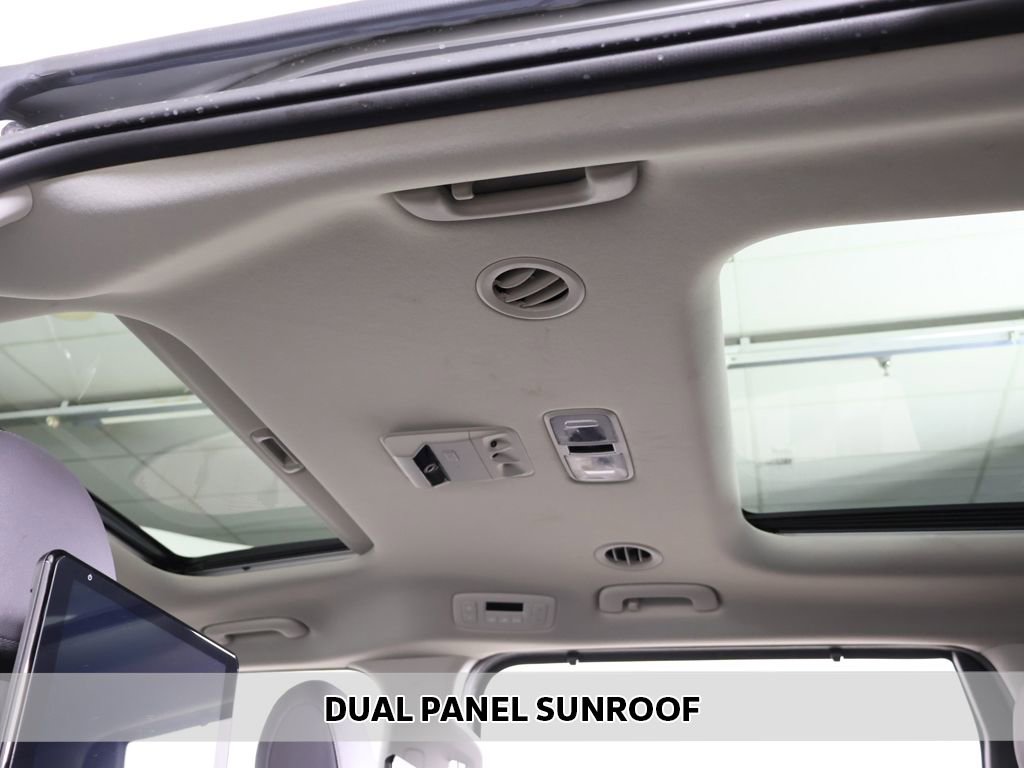 Used 2024 Kia Carnival SX Prestige FWD image 4