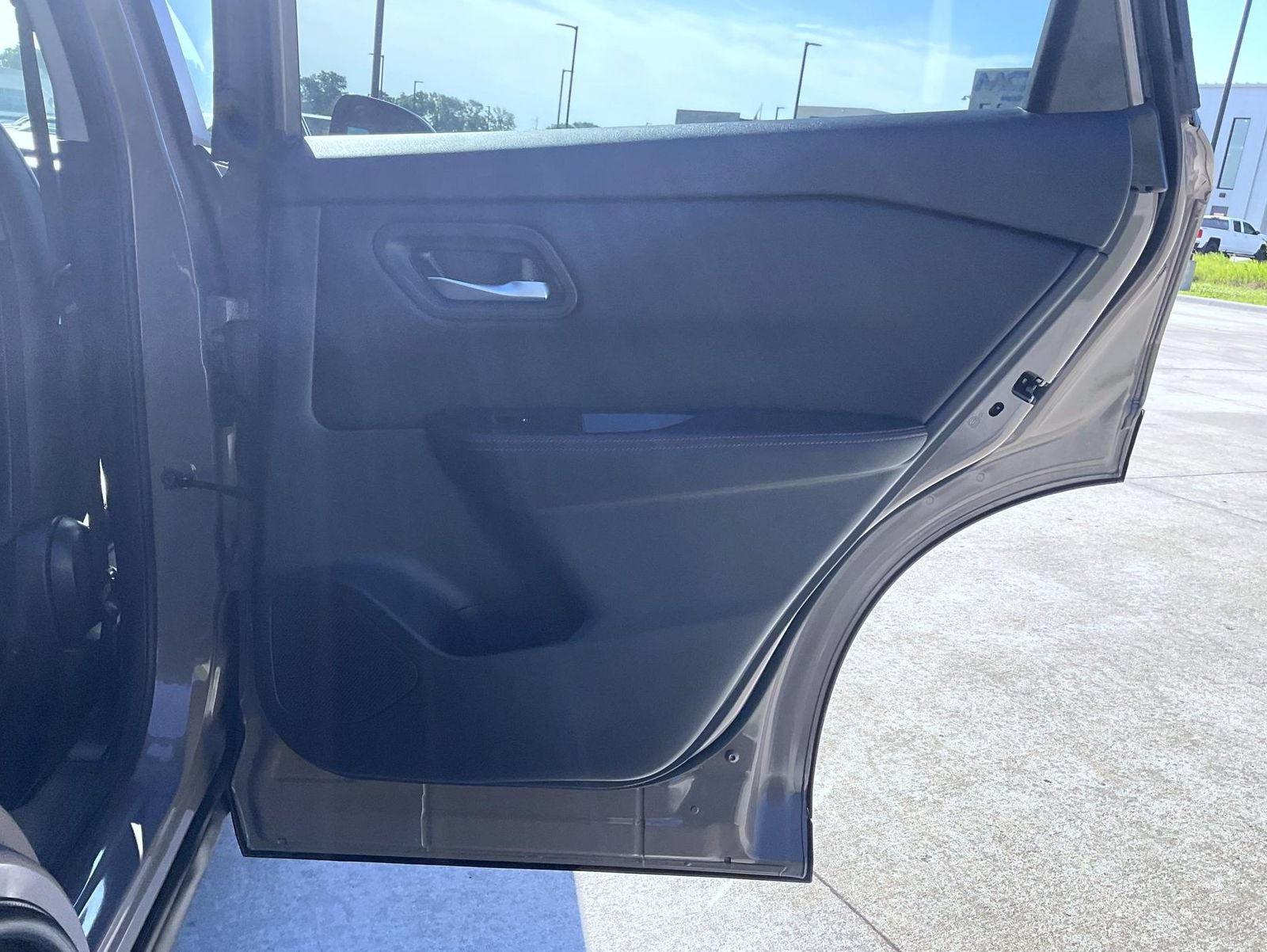 Certified 2025 Nissan Rogue SV AWD/4WD image 21