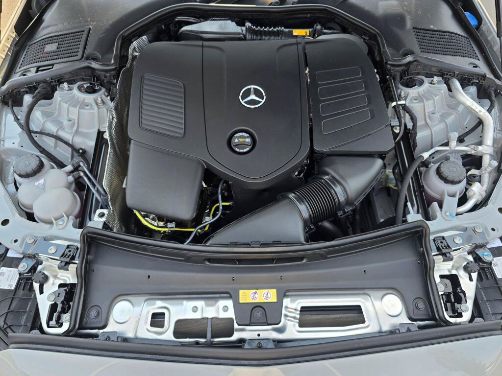 New 2026 Mercedes-Benz C 300 4MATIC Sedan image 10