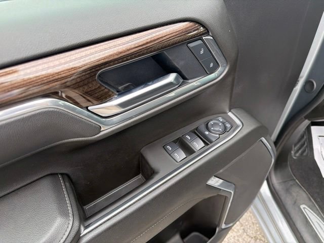 Used 2025 Chevrolet Silverado 1500 LT AWD/4WD image 23