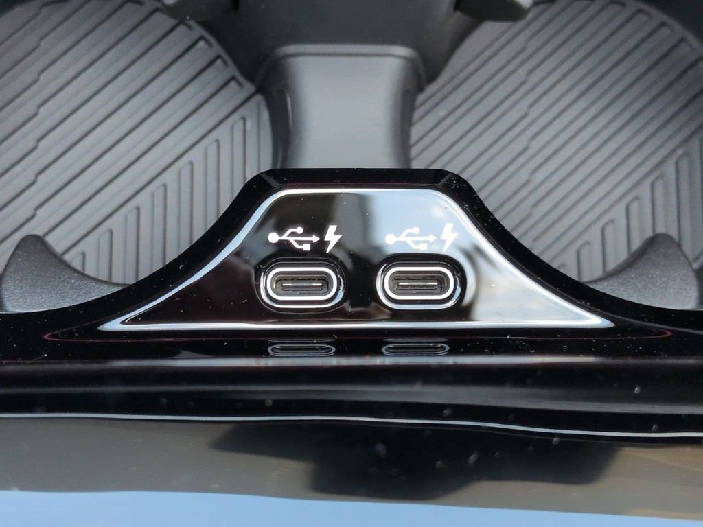 New 2026 BMW i5 eDrive40 w/ Premium Package AWD/4WD image 23