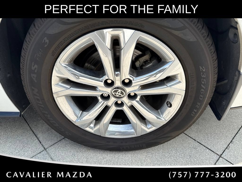 Used 2023 Toyota Sienna XSE w/ Protection Package (TMS) AWD/4WD image 19