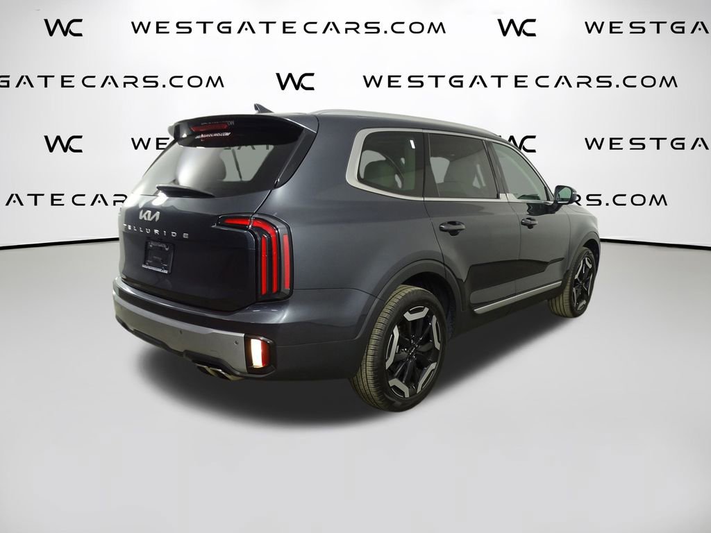 Used 2024 Kia Telluride EX w/ EX Captain's Chair Package image 49