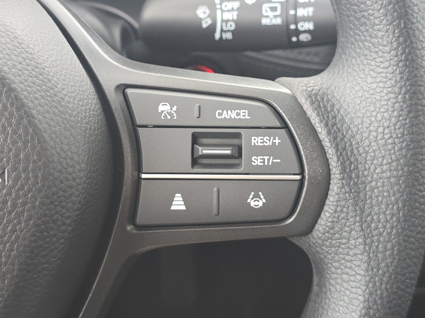 New 2027 Honda HR-V LX image 30