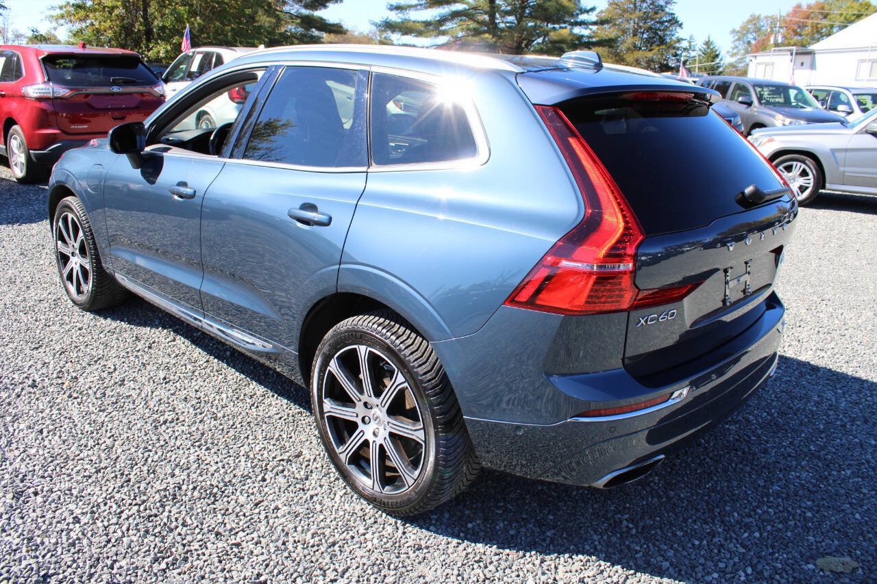 Used 2018 Volvo XC60 T8 Inscription w/ Luxury Seat Package AWD/4WD image 9