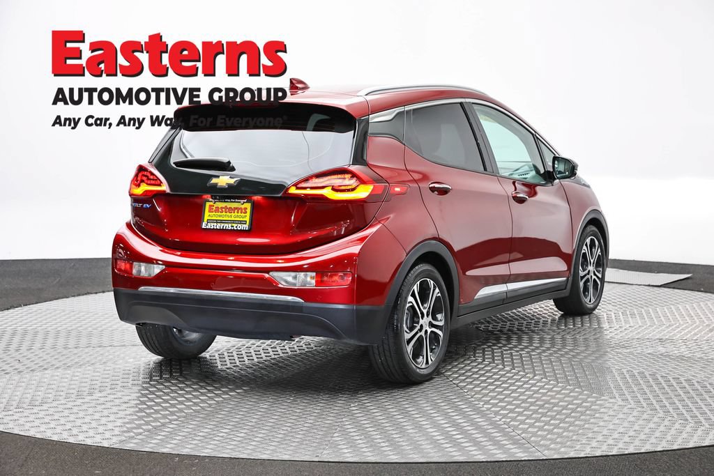 Used 2018 Chevrolet Bolt Premier w/ Driver Confidence II Package FWD image 5