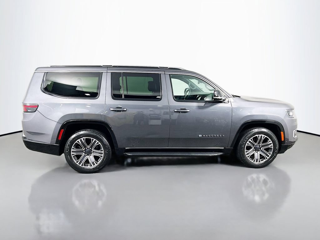 Used 2023 Jeep Wagoneer Series II AWD/4WD image 4