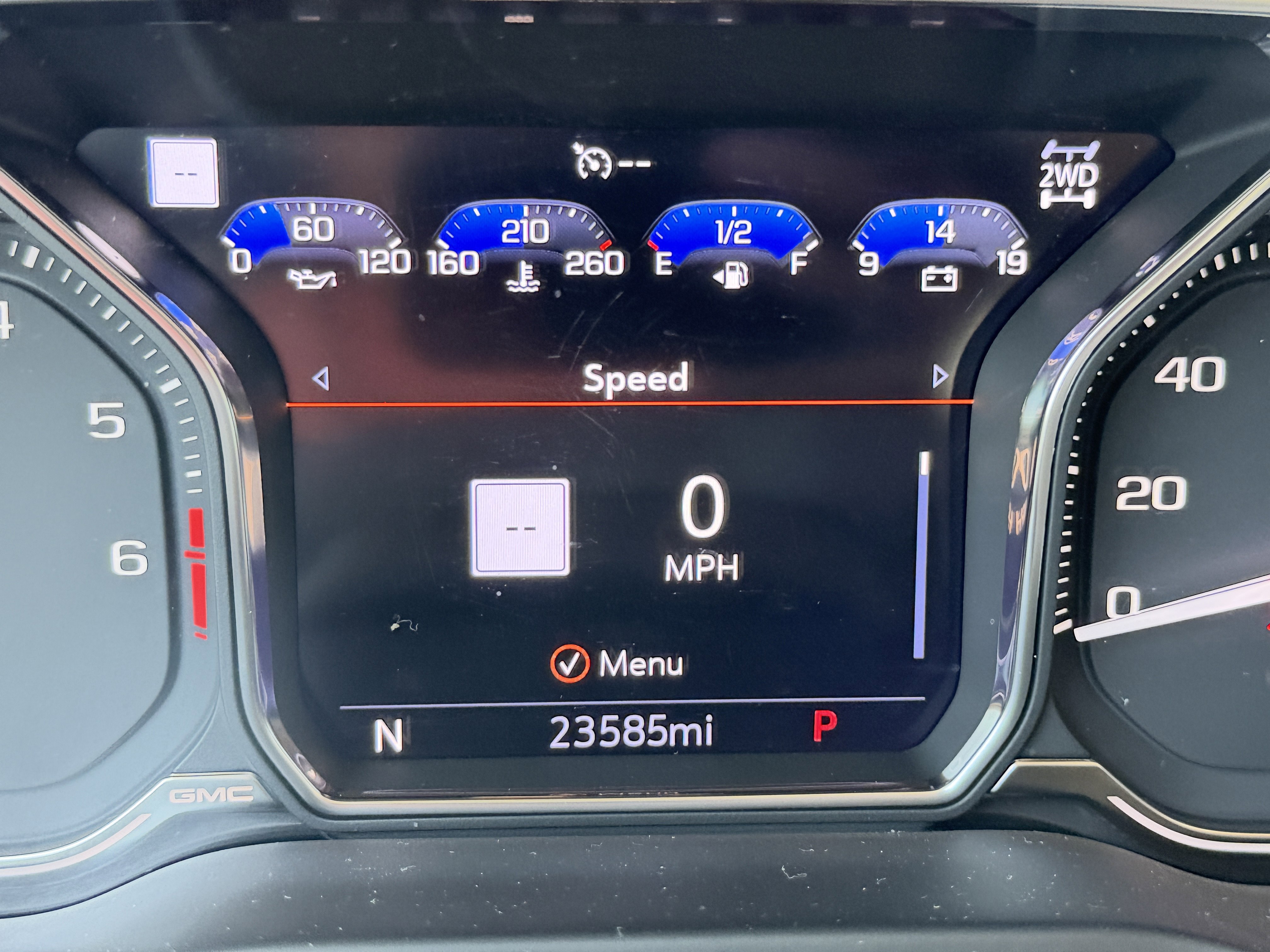 Used 2021 GMC Yukon Denali w/ Denali Premium Package image 34