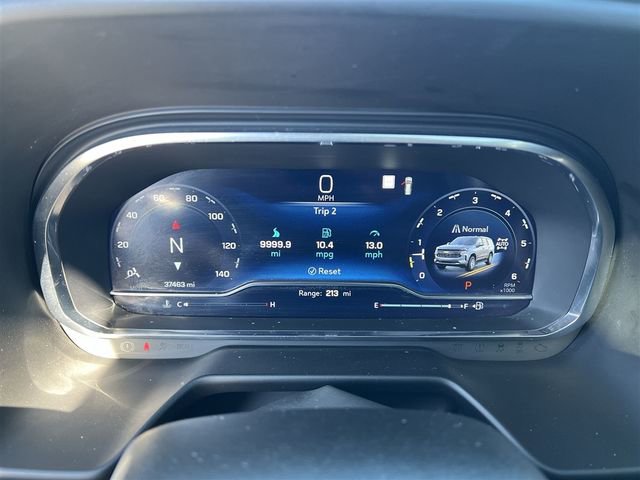 Certified 2022 Chevrolet Suburban RST w/ Sport Performance Package image 14