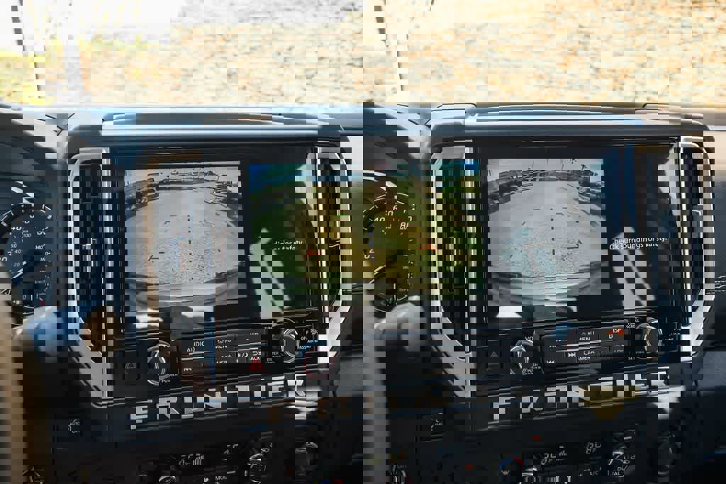 Used 2025 Nissan Frontier SV w/ SV Convenience Package image 22