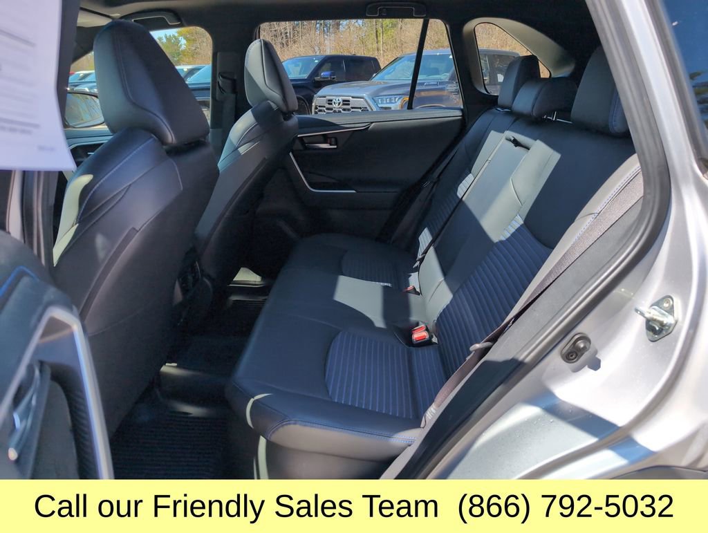 Used 2023 Toyota RAV4 XSE AWD/4WD image 27