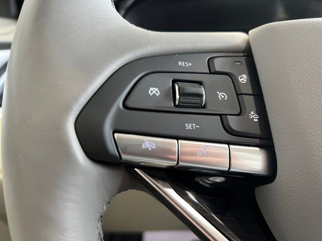 Certified 2025 Cadillac XT6 Premium Luxury AWD/4WD image 19