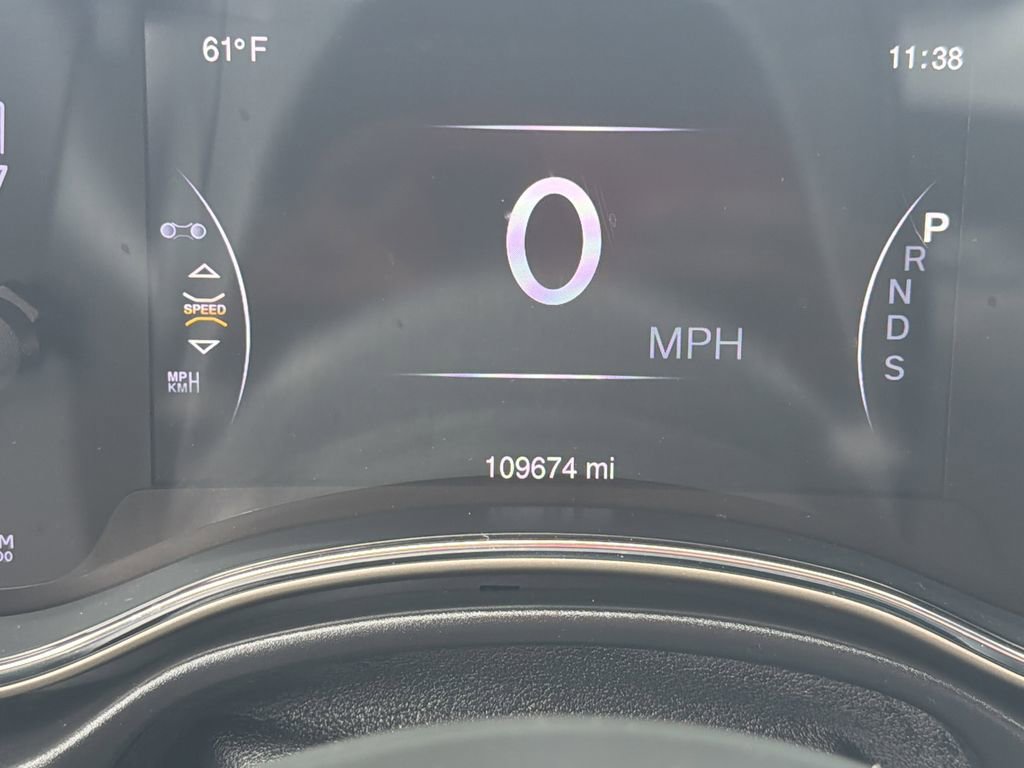 Used 2015 Jeep Grand Cherokee Limited image 37