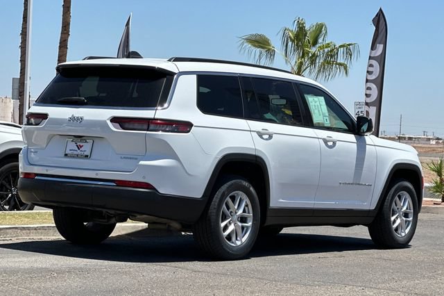 Certified 2024 Jeep Grand Cherokee L Laredo AWD/4WD image 3