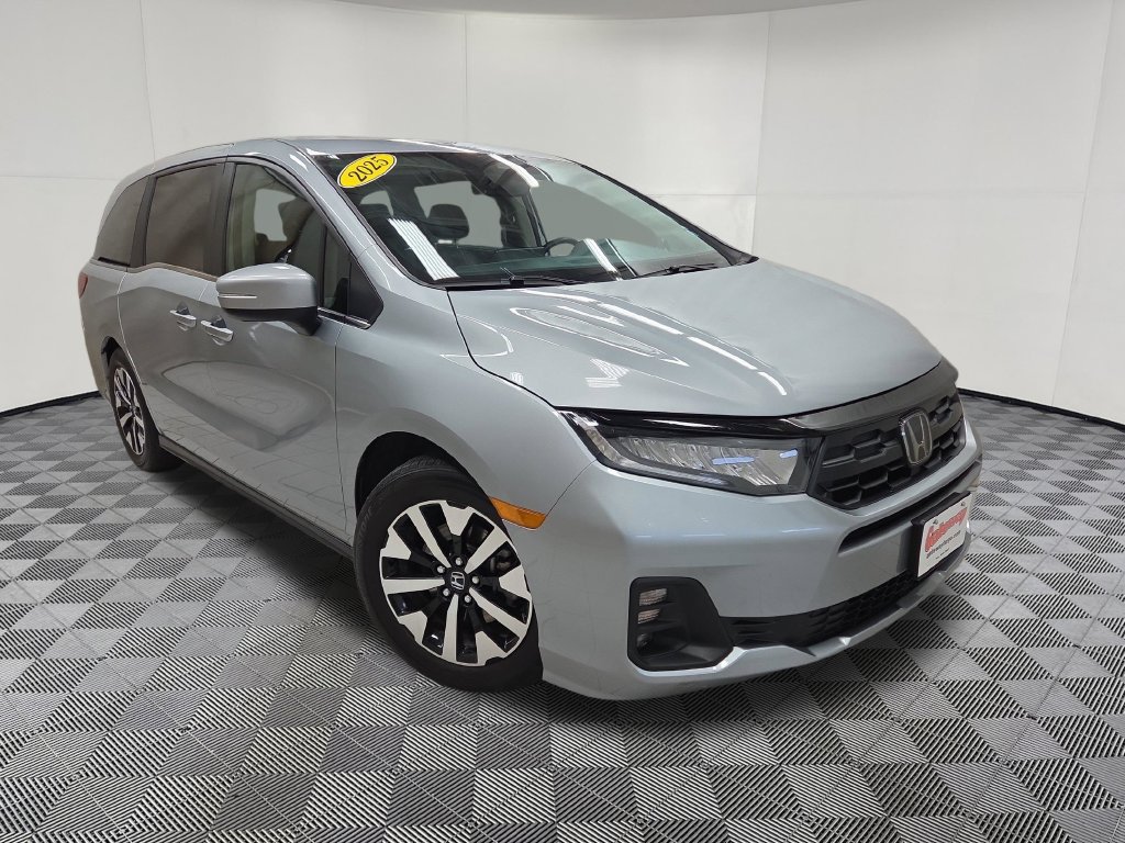 Used 2025 Honda Odyssey EX-L image 3