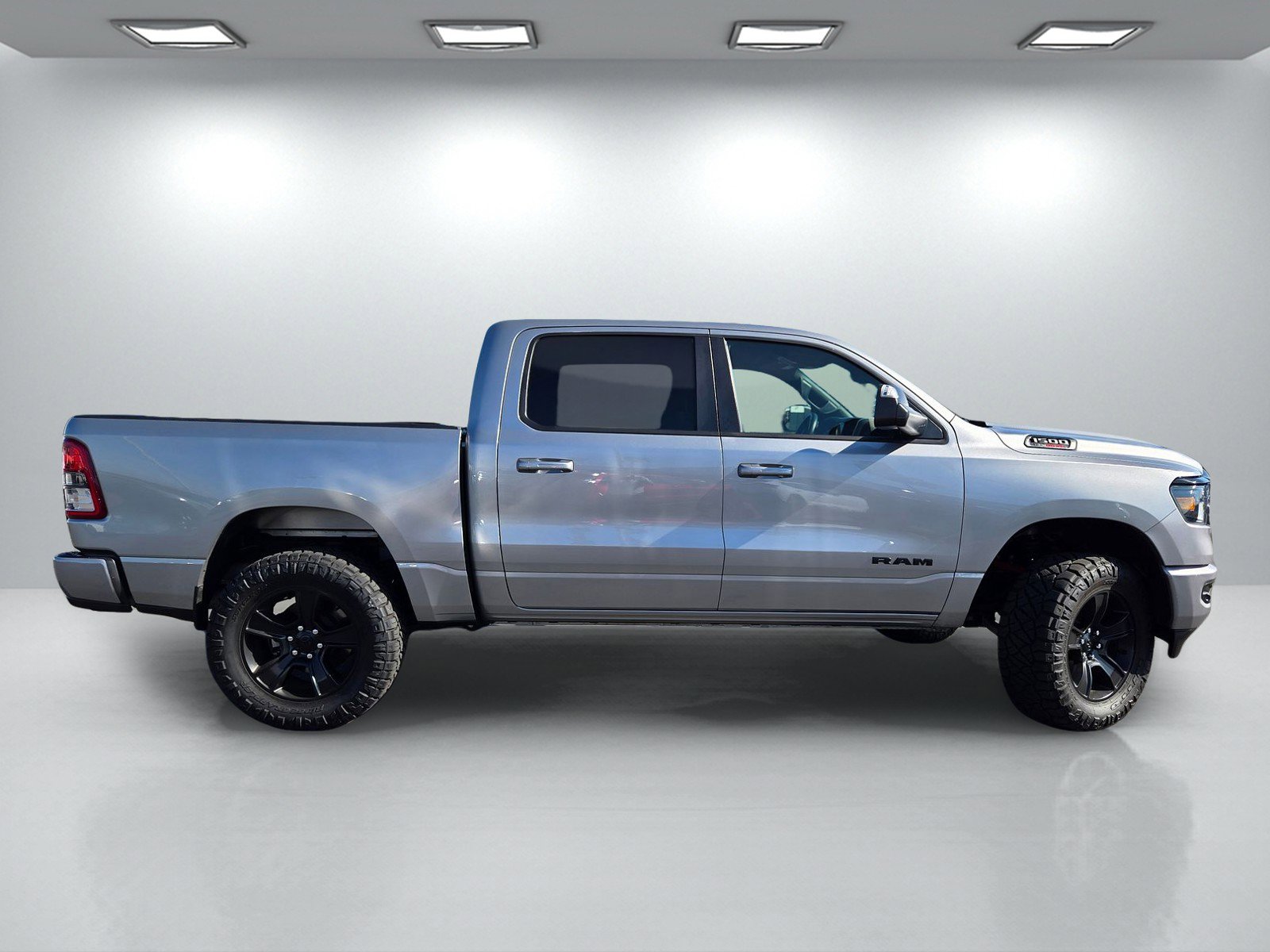 Used 2022 RAM 1500 Big Horn image 3