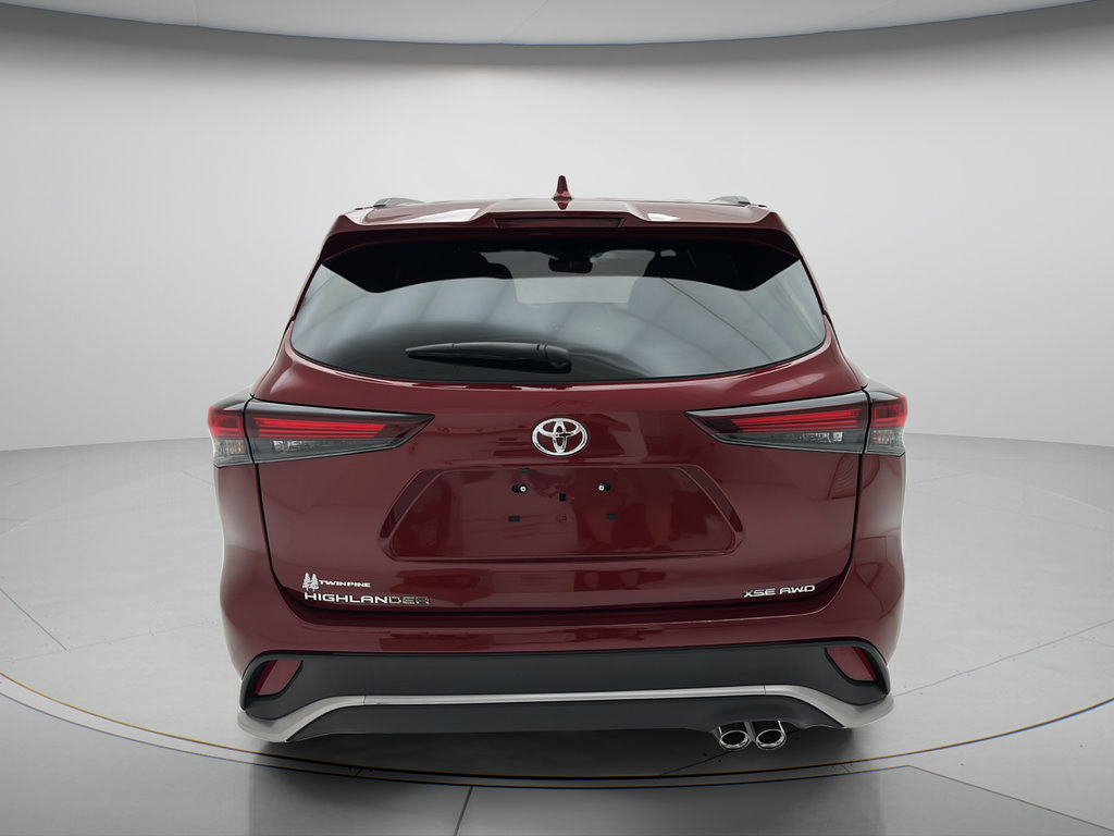 Used 2025 Toyota Highlander Limited AWD/4WD image 7