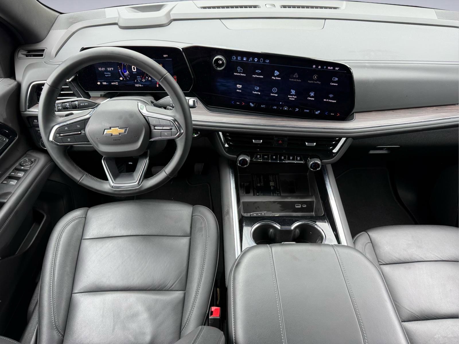 Used 2025 Chevrolet Tahoe LT AWD/4WD image 25