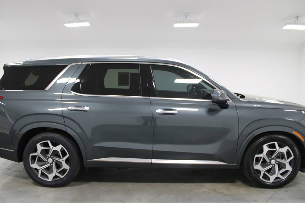 Used 2022 Hyundai Palisade Calligraphy image 11